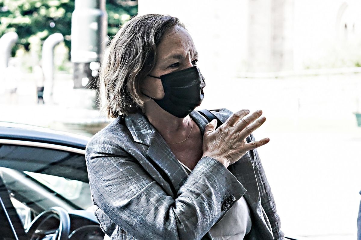 Tutto quello che non torna sulla notte dello sconcio