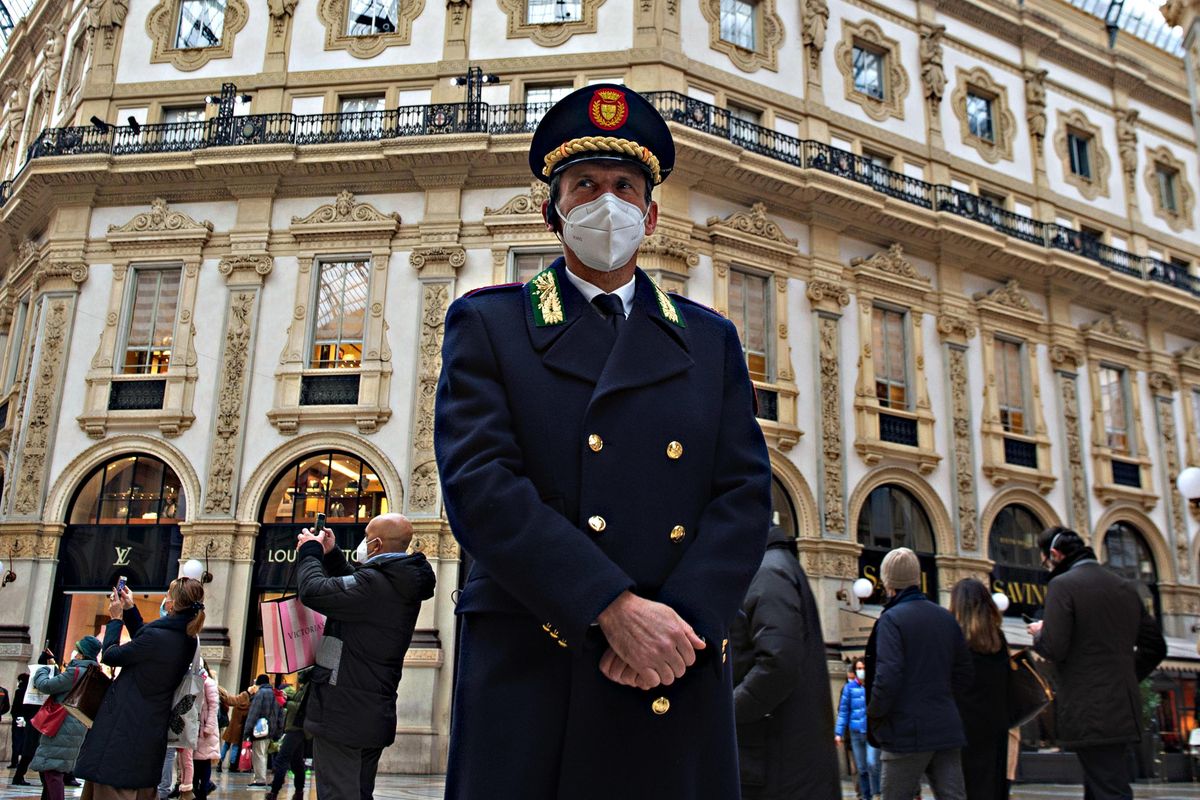 vigili milano beppe sala indagato abuso ufficio ciacci