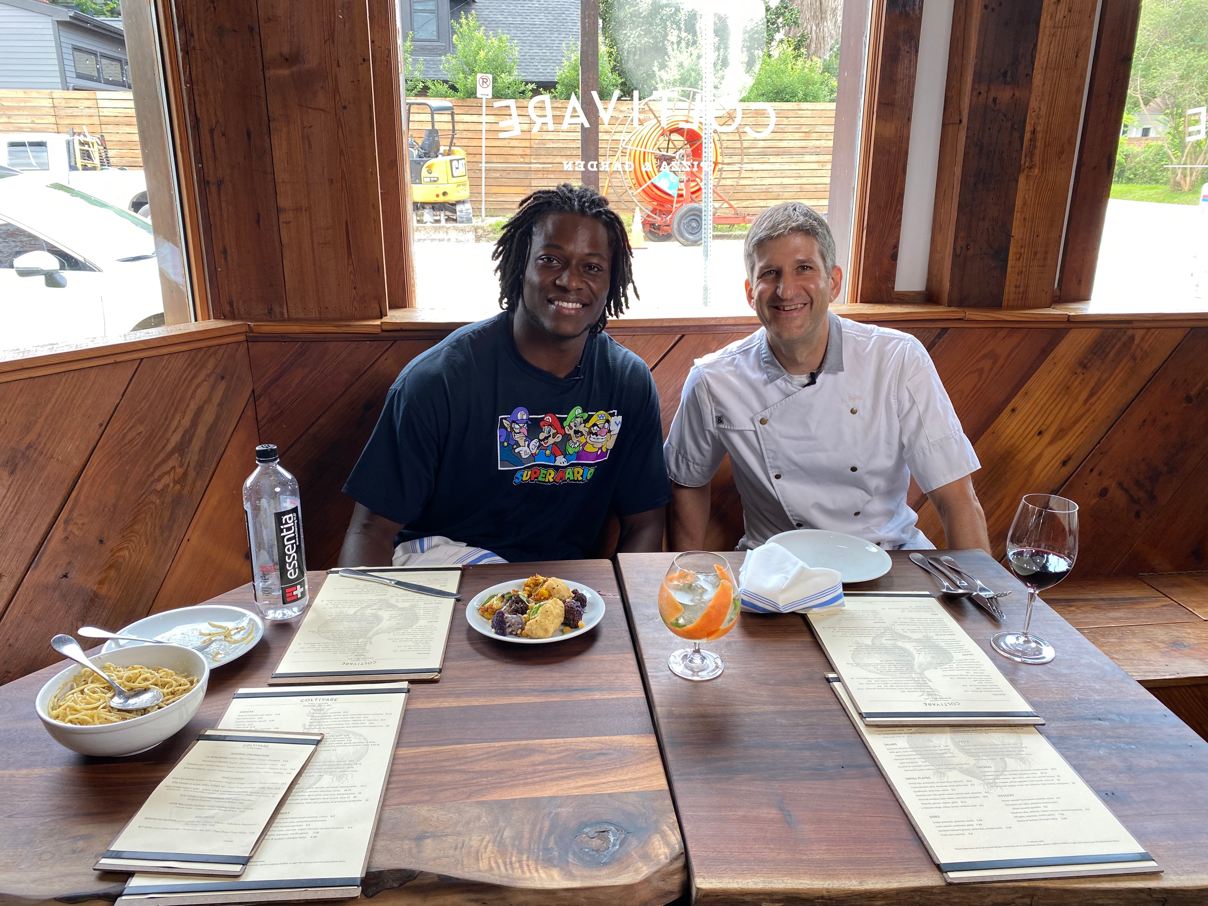 Texans' Chris Conley launches tasty new miniseries on YouTube