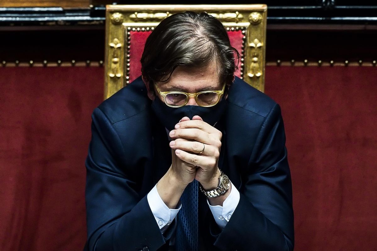 Il caso delle visite private di Sileri ora finisce all’Ordine dei medici