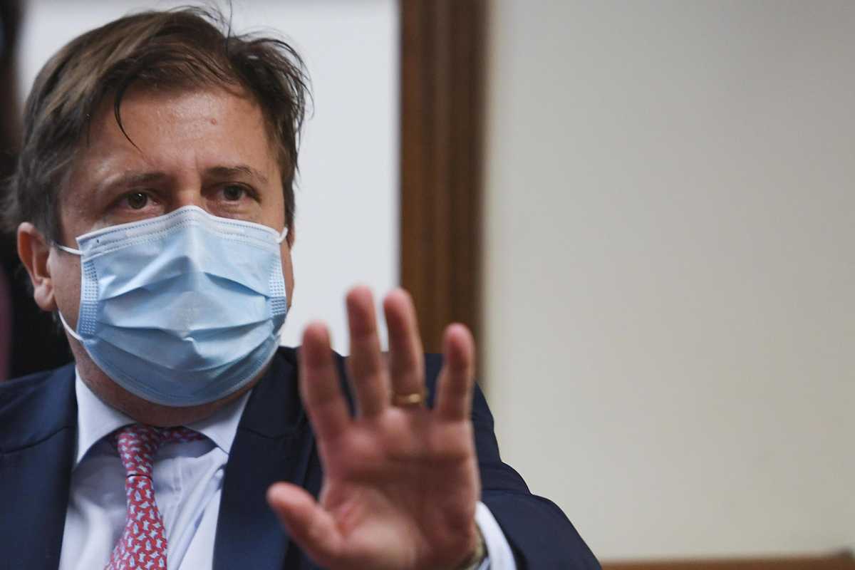 I nuovi documenti trovati in Regione mandano al tappeto la difesa di Sileri