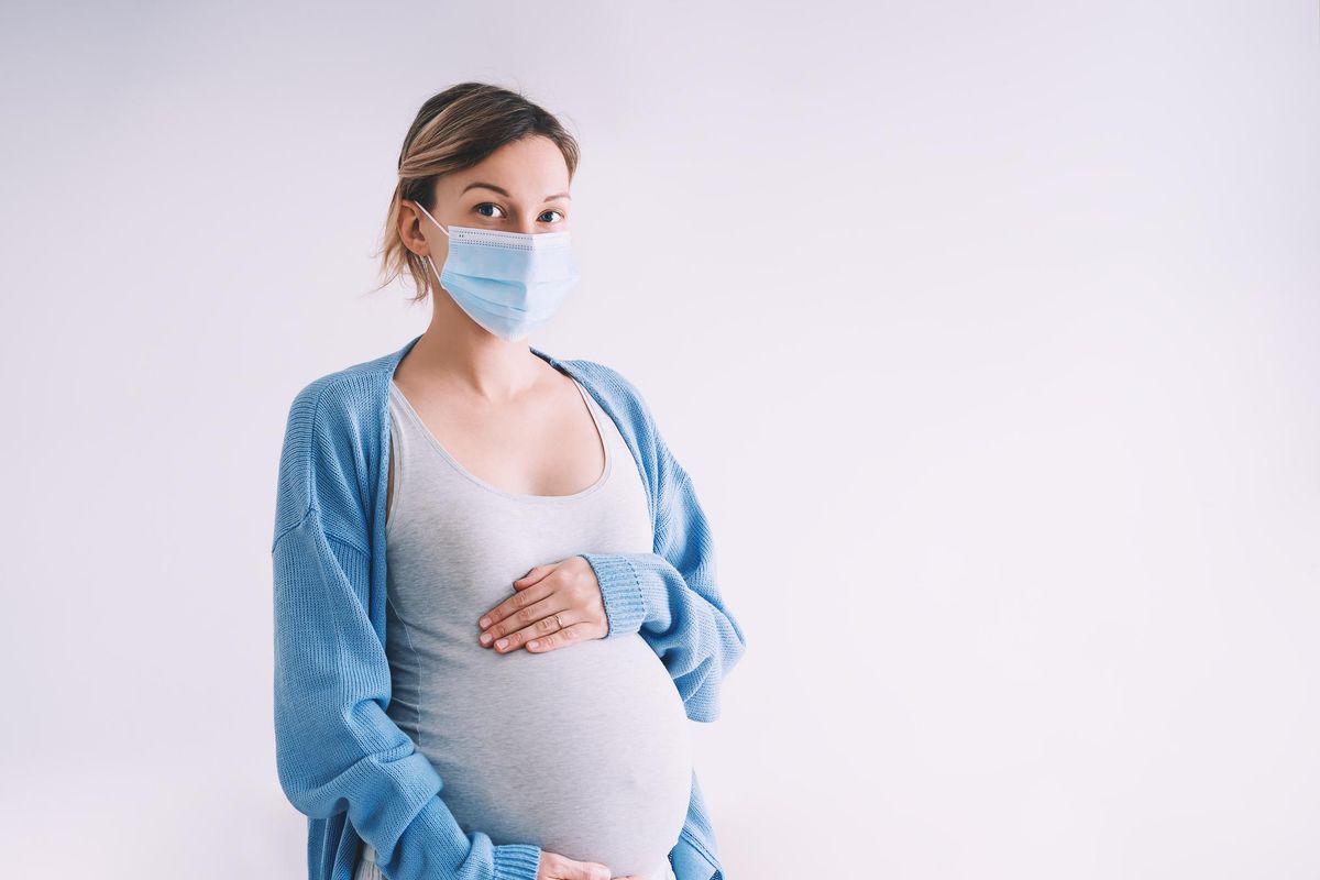 Partorire ai tempi del certificato verde: il vero travaglio è quello burocratico