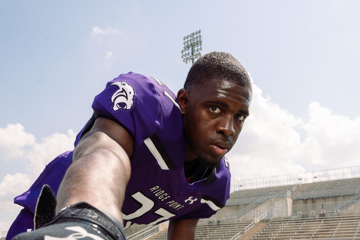 Davis steals show for Ridge Point in showdown win over Clements