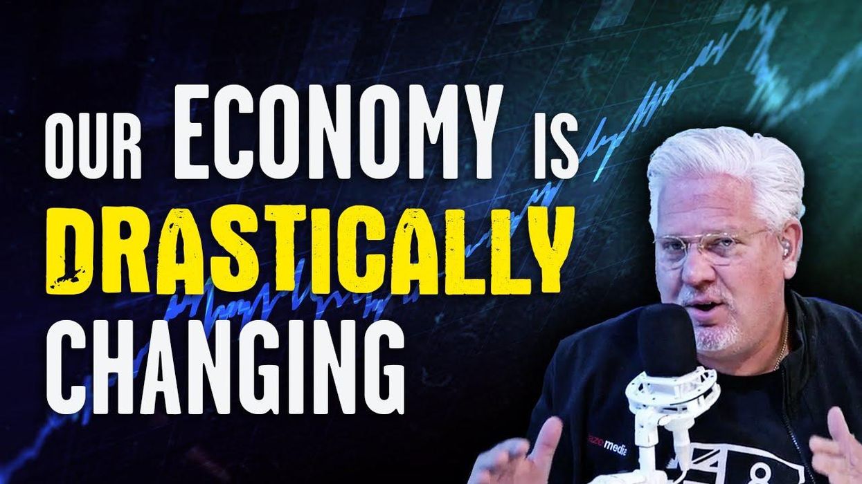 Our economy is collapsing BY DESIGN: ‘Everything is about to change’