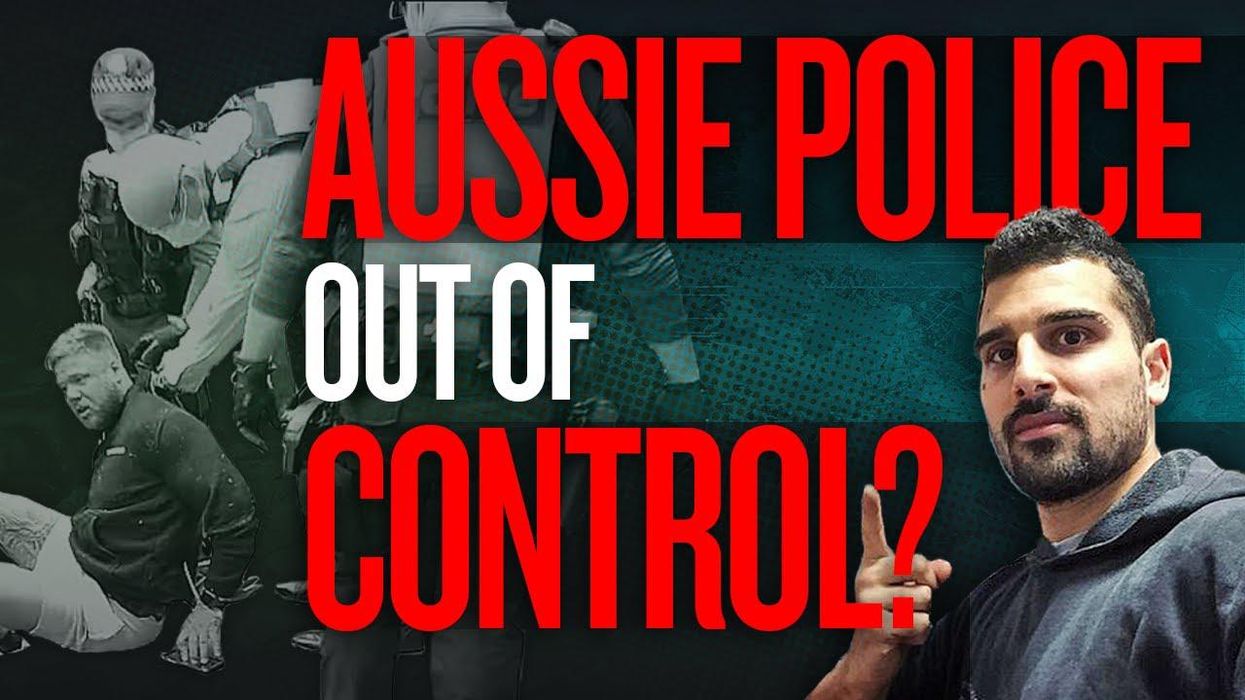 Australian reporter details CLASH between police & blue-collar workers