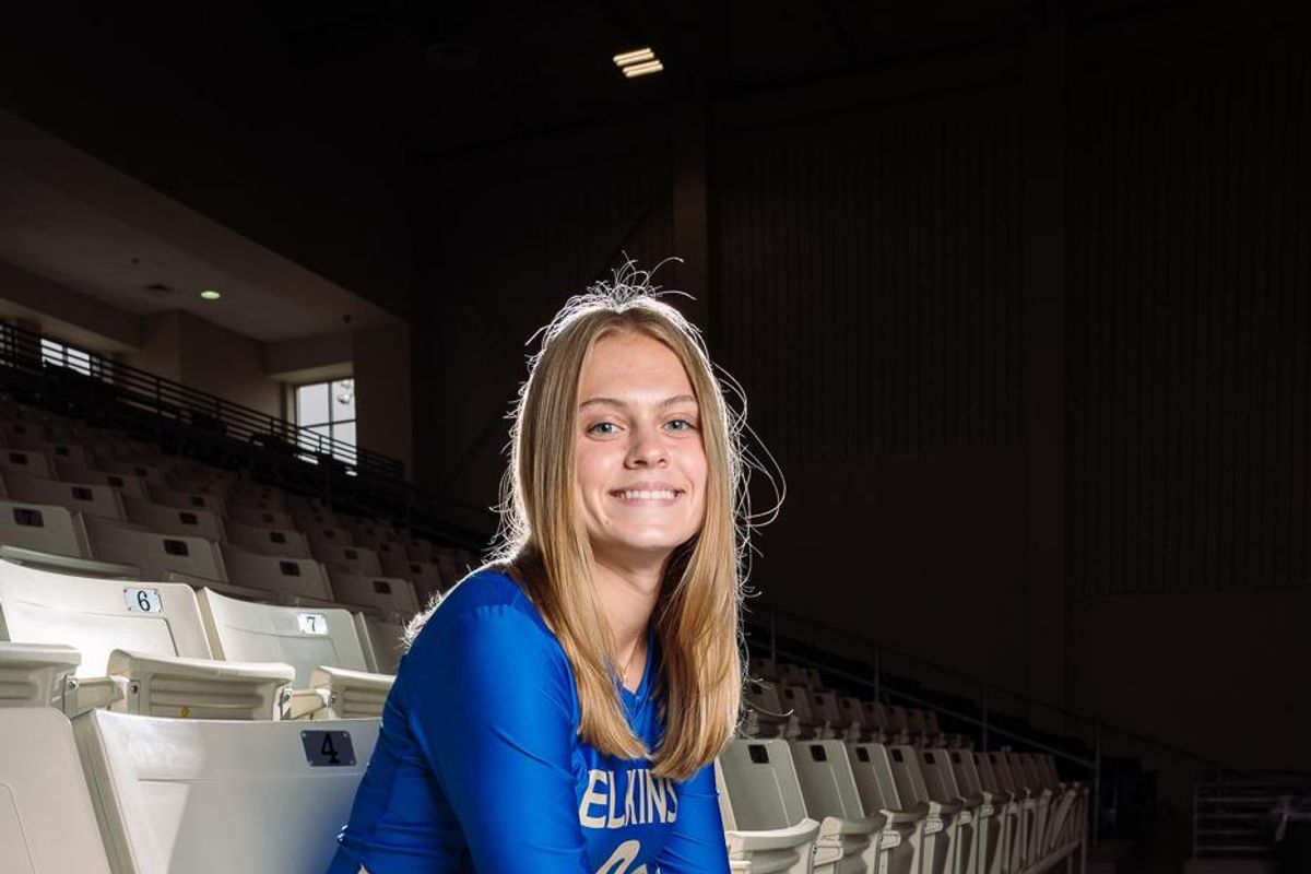 MOTHER HEN: Knights' Arnold a Home Run On and Off the Court