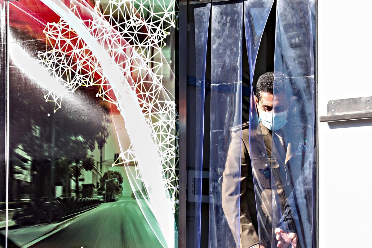 Figliuolo inciampa su quasi 2 milioni di Ffp2 fuori norma