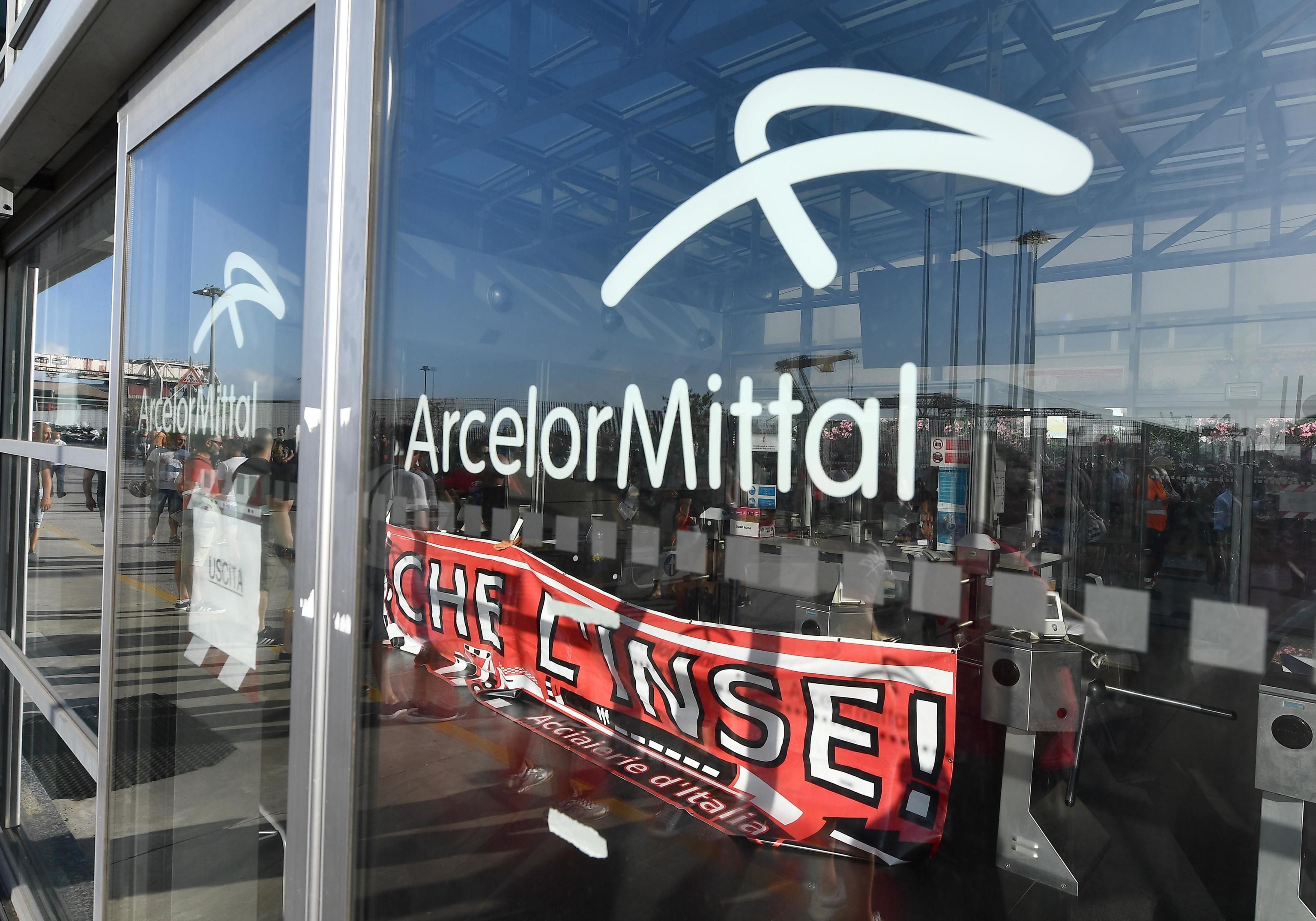 L’Ue non sblocca l’acciaio, cantieri a rischio