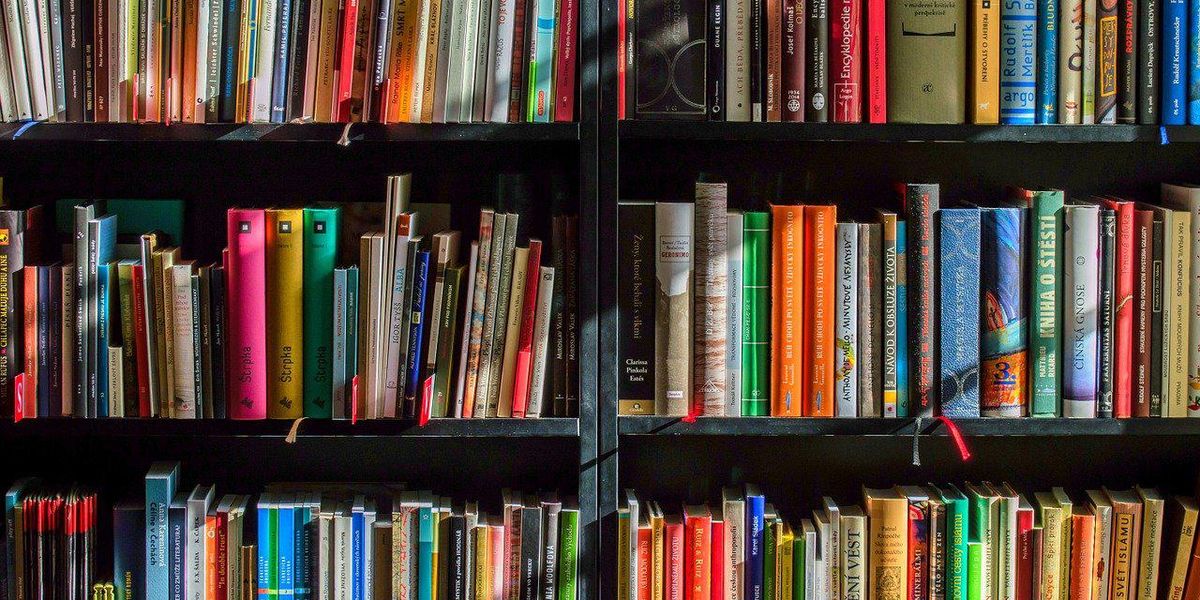 People Describe The Absolute Worst Books They've Ever Read