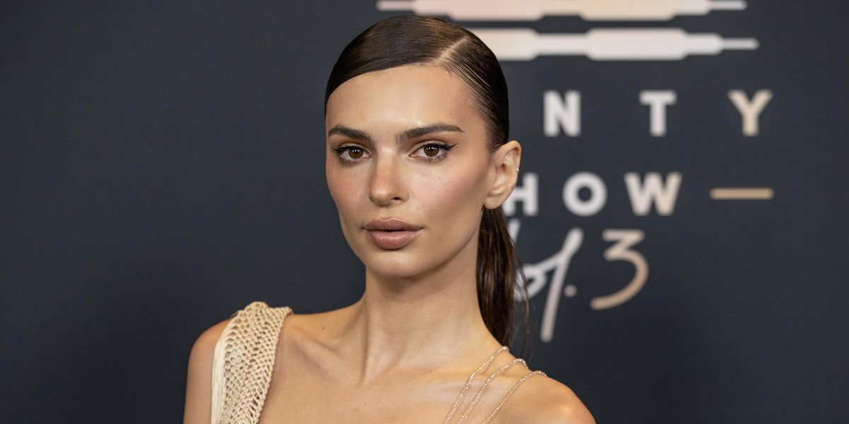 Emily Ratajkowski Says Robin Thicke Groped Her