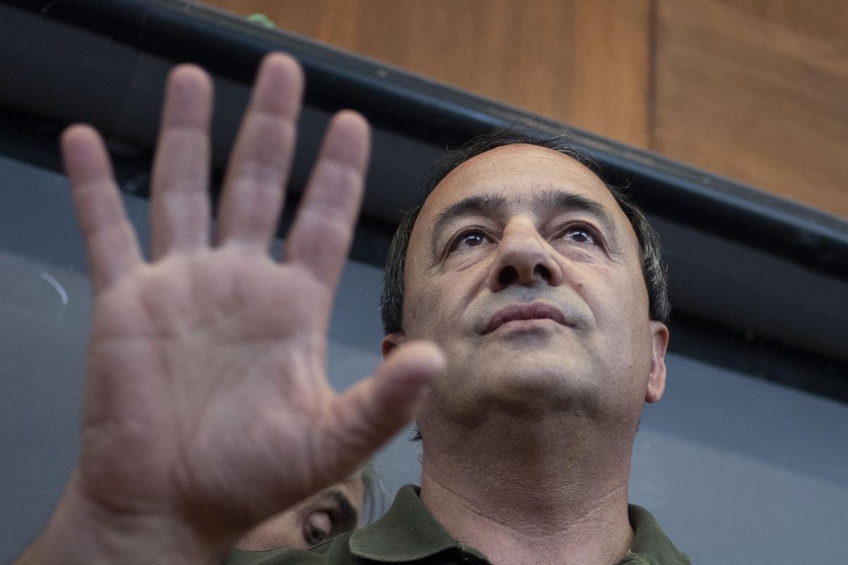 I giudici di Lucano costretti a giustificarsi