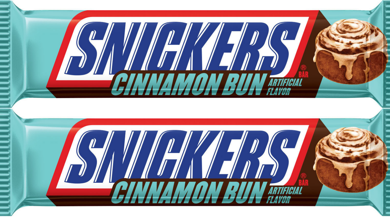 Snickers' new cinnamon bun flavor is the fall candy bar we need to try