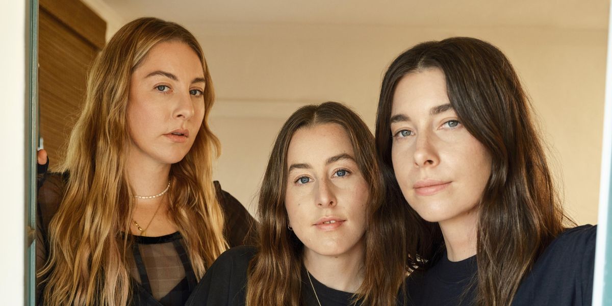 HAIM Talks Designing Their New Studio, 'Hacks' and Plant-Based Eggplant Parm