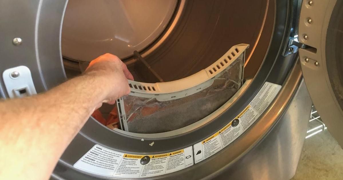 This thrifty dad bought a washing machine and was stunned by the surprise he found inside