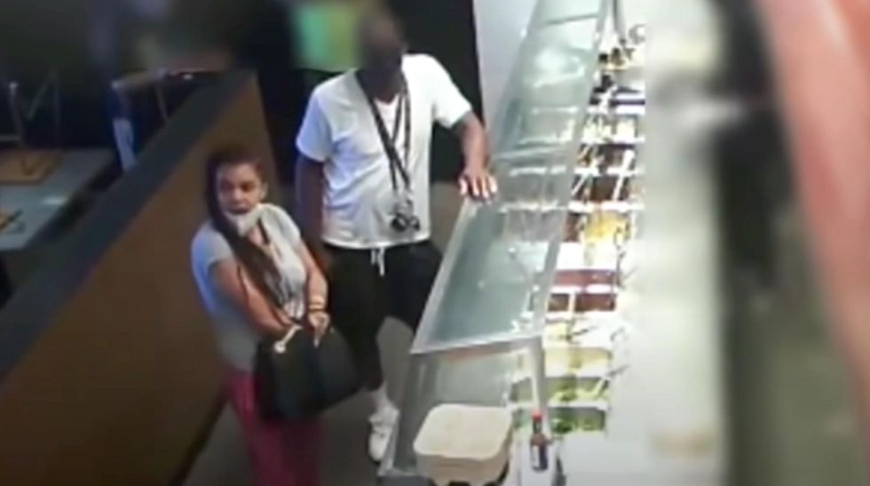 WATCH Video shows woman pulling a gun from her purse after Chipotle tried to close early: ‘Somebody better give me my food!’ WATCH Video shows woman pulling a gun from her purse after Chipotle tried to close early: ‘Somebody better give me my food!’