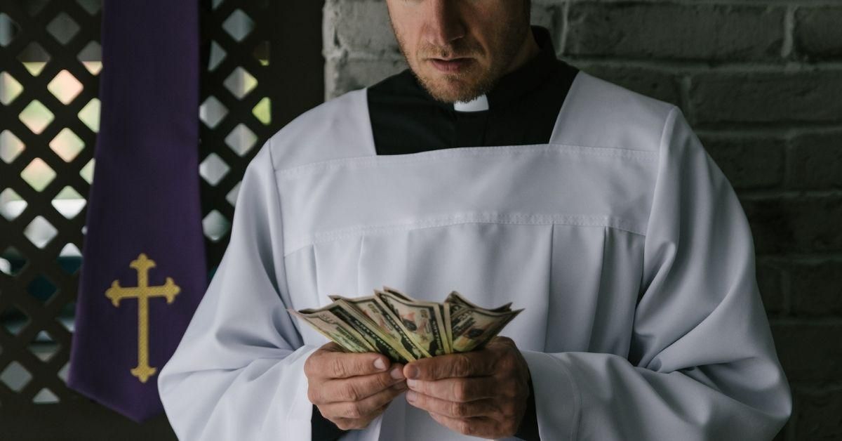 Catholic Priest Arrested After Stealing $117k From Church To Buy Drugs For Gay Sex Parties
