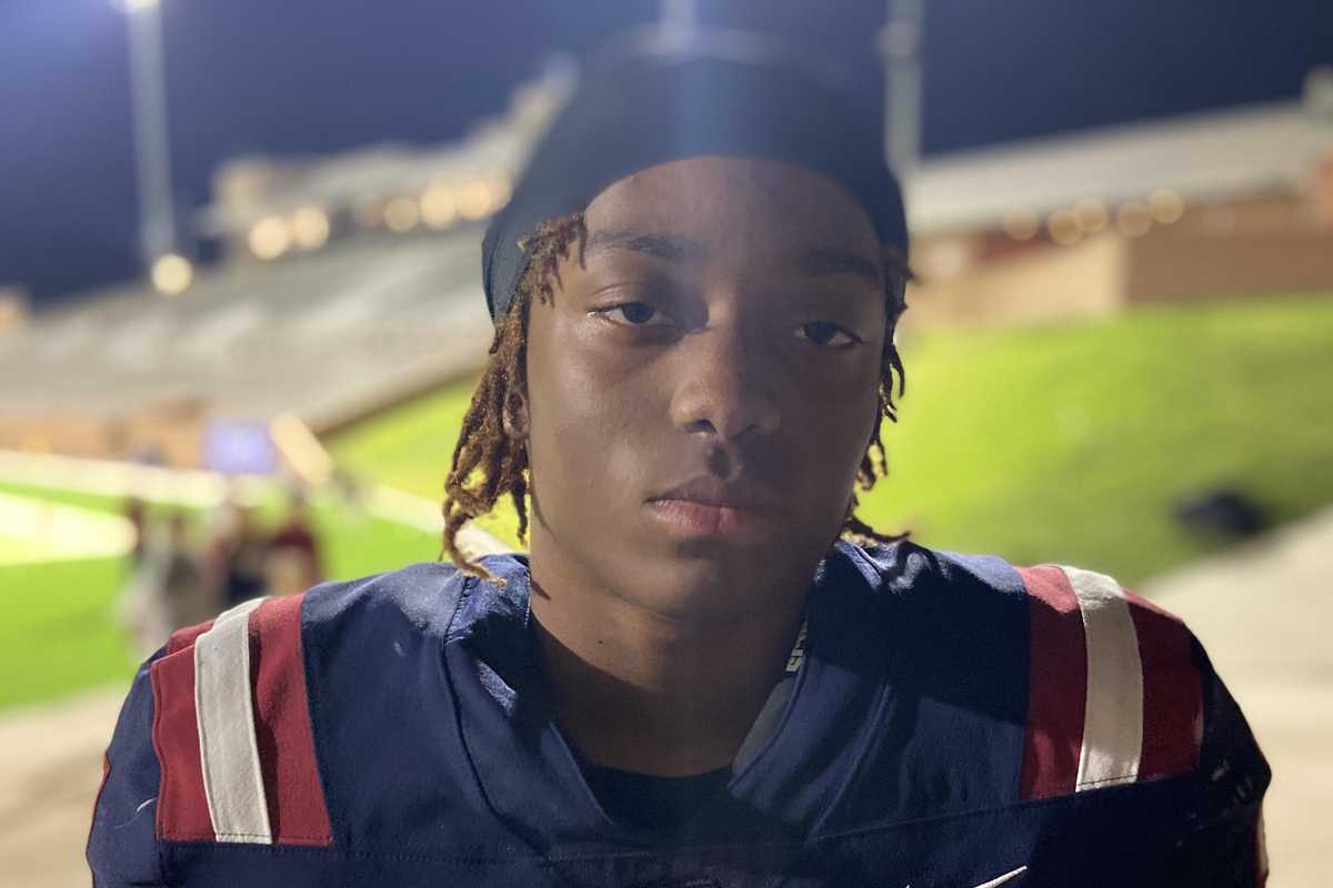 Sophomore Blocker spurs Tompkins to 5-0 to kick off defense of district title