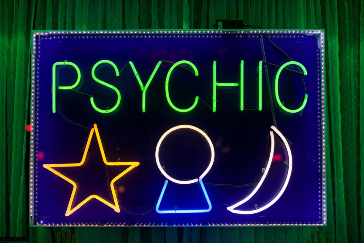 2022 In Psychics Scamming People Out Of Lots And Lots Of Money