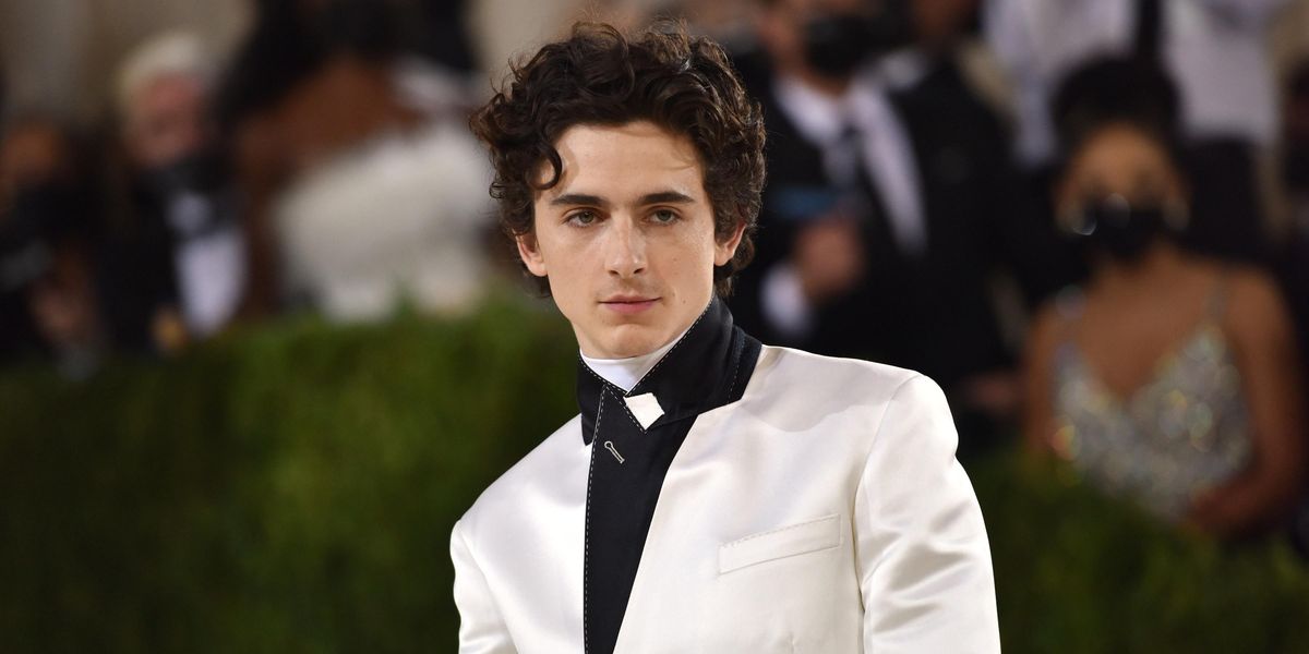 First Look at Timothée Chalamet in 'Wonka'