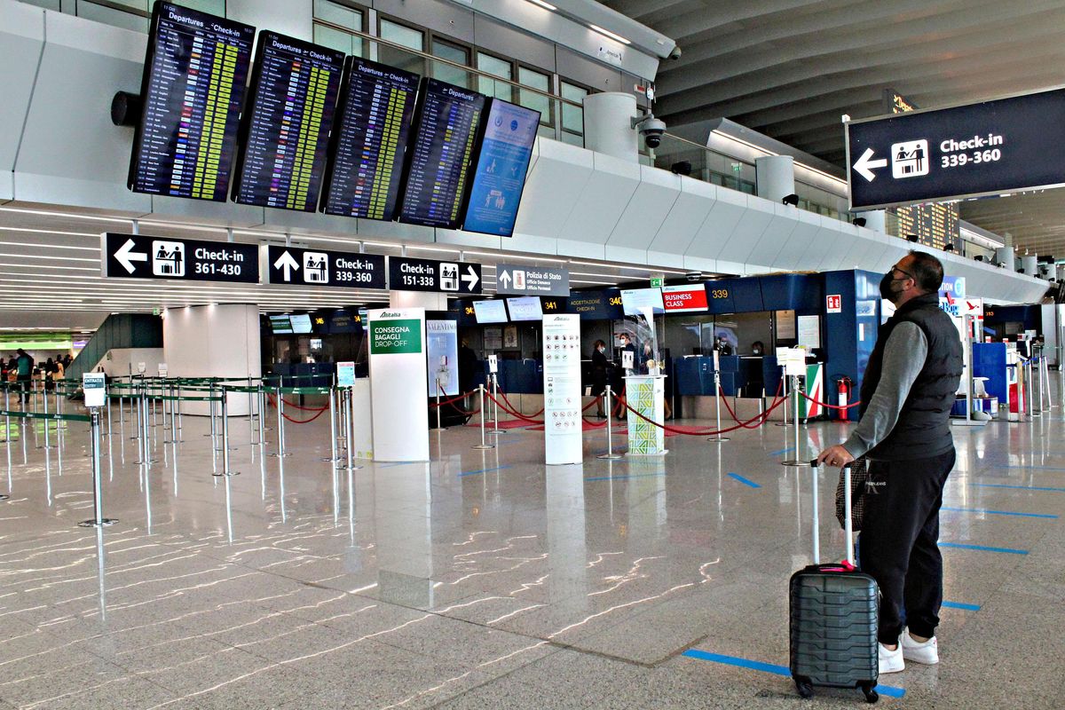 Mentre pensano ai fan del Ventennio mezza Italia rischia di andare in tilt
