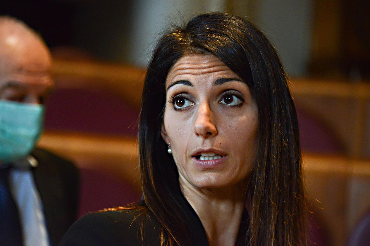 Raggi di ghiaccio sul Pd: «Io all’opposizione»