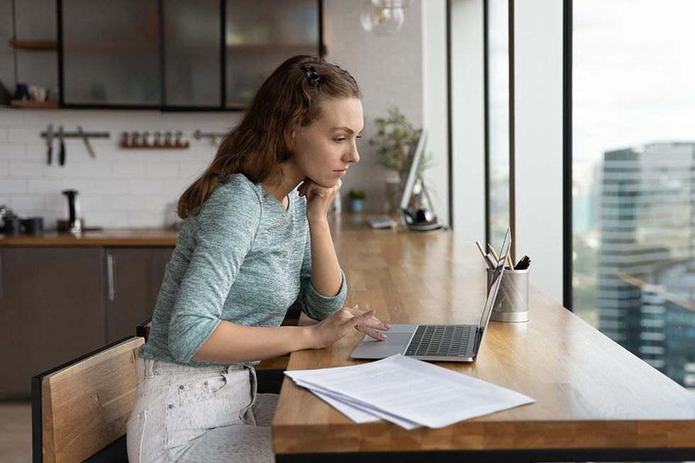 Job seekers updates her resume