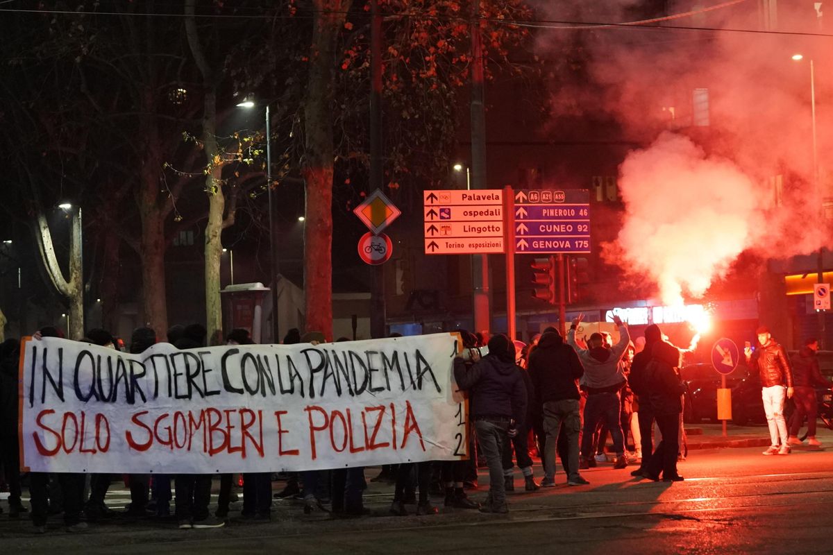 Liberi di devastare: la sinistra violenta non suscita lo sdegno