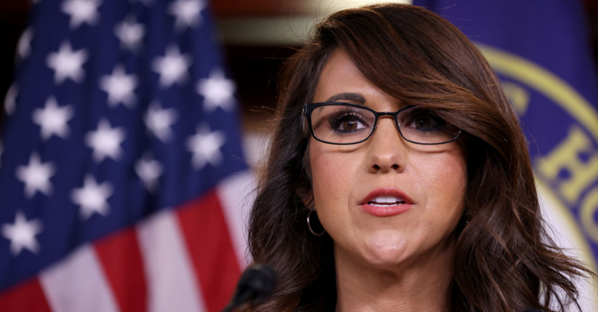 Lauren Boebert Absurdly Accuses Dems Of Trying To 'Get Rid Of Parents' With Gender-Neutral Language