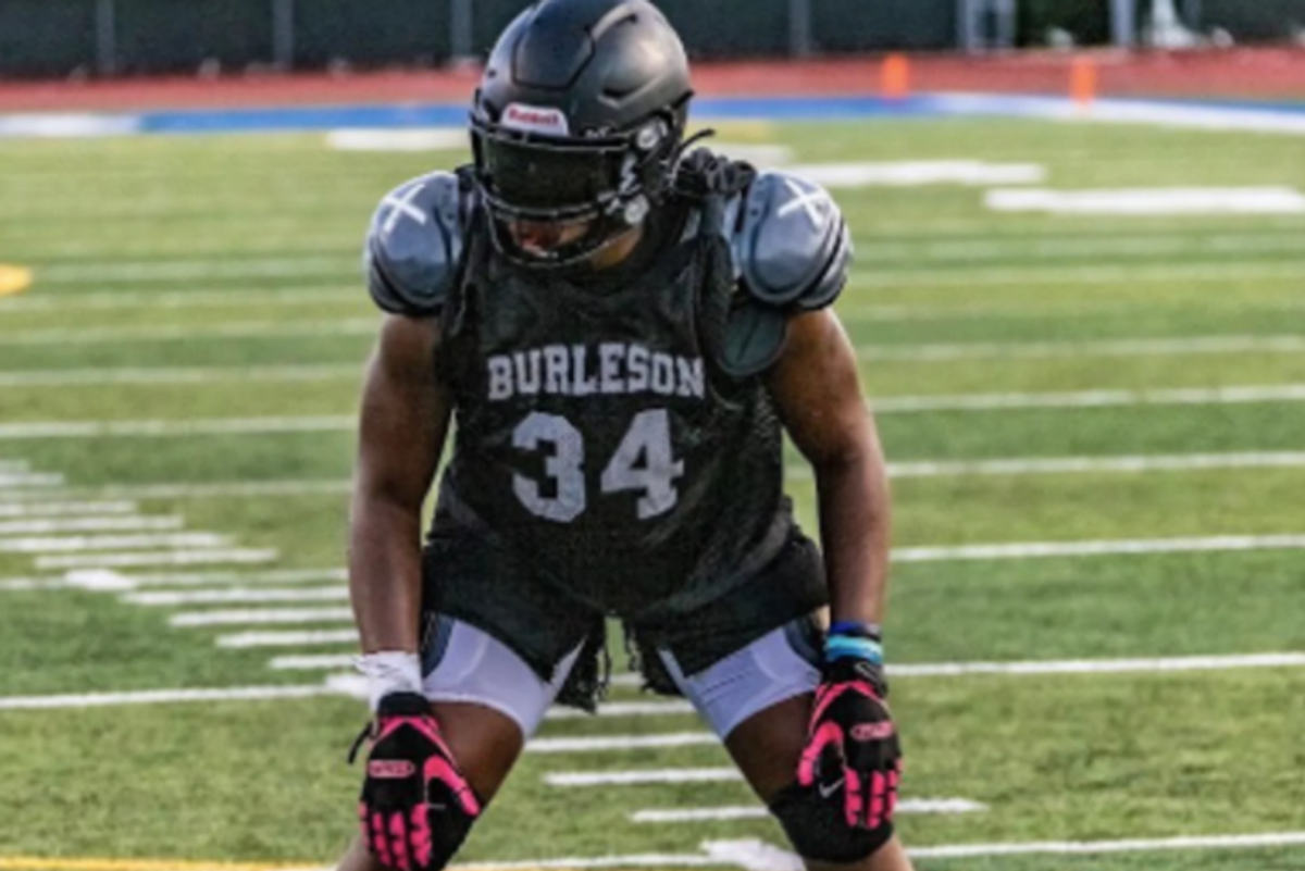 VYPE DFW Public School Linebacker of the Year Fan Poll presented by Academy Sports + Outdoors