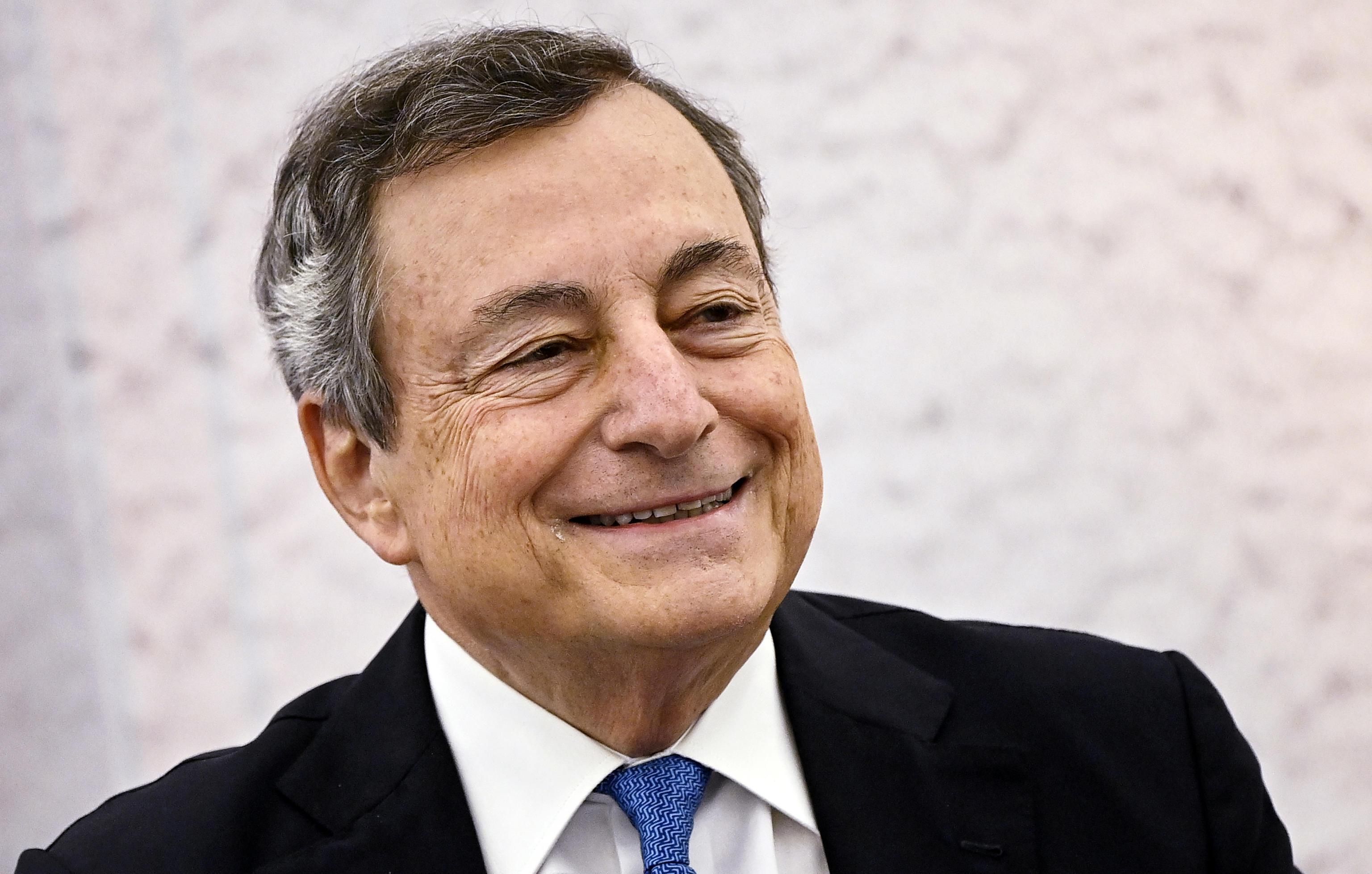 Draghi punisce anche i «buoni» al governo