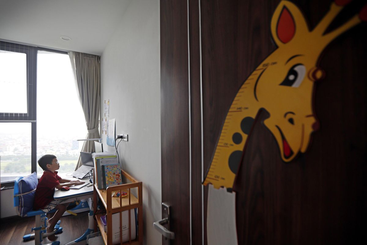 «Sempre più genitori ritirano i figli da scuola e decidono di fare i prof»