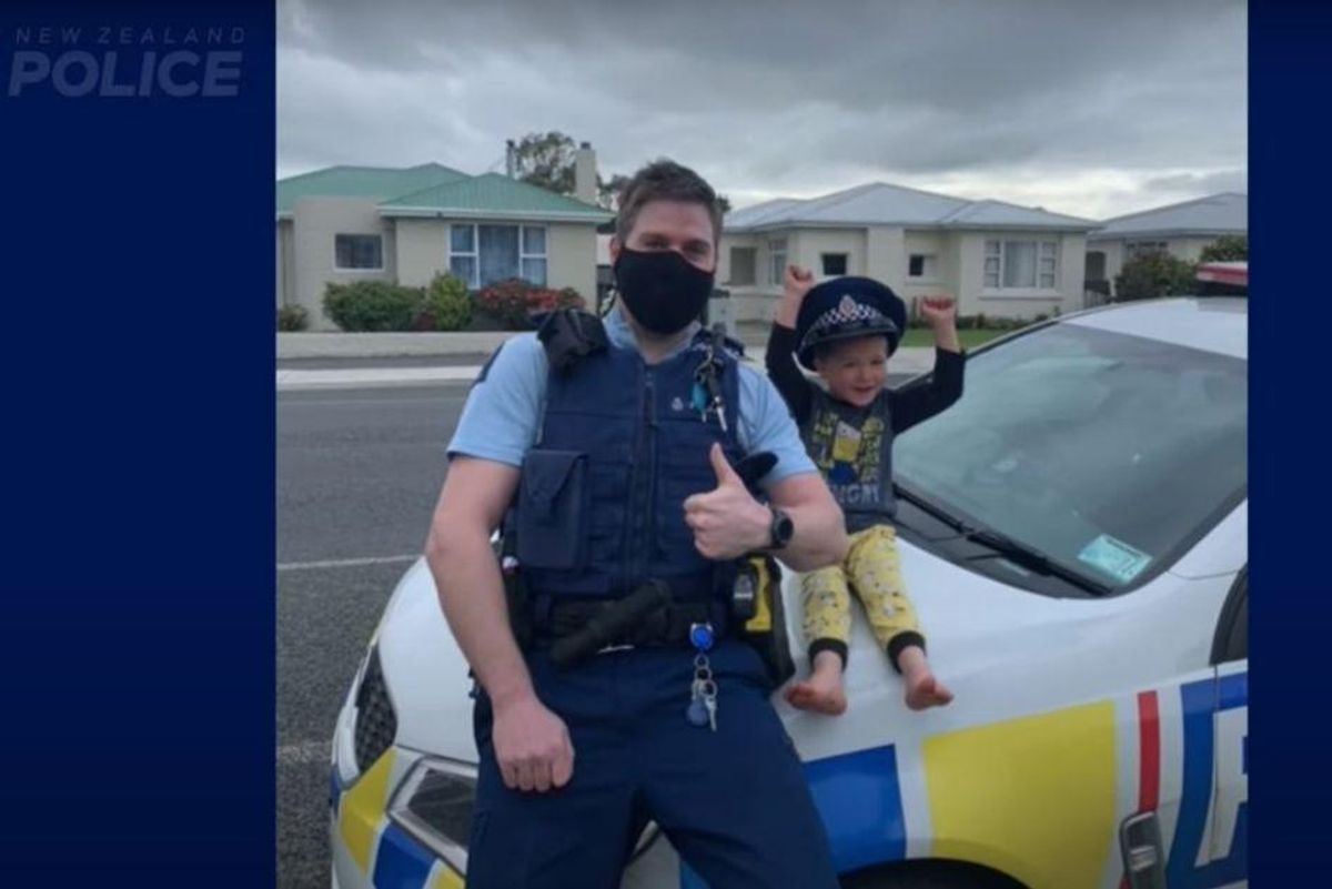 A 4-year-old called in the New Zealand police because he wanted to show them his toys