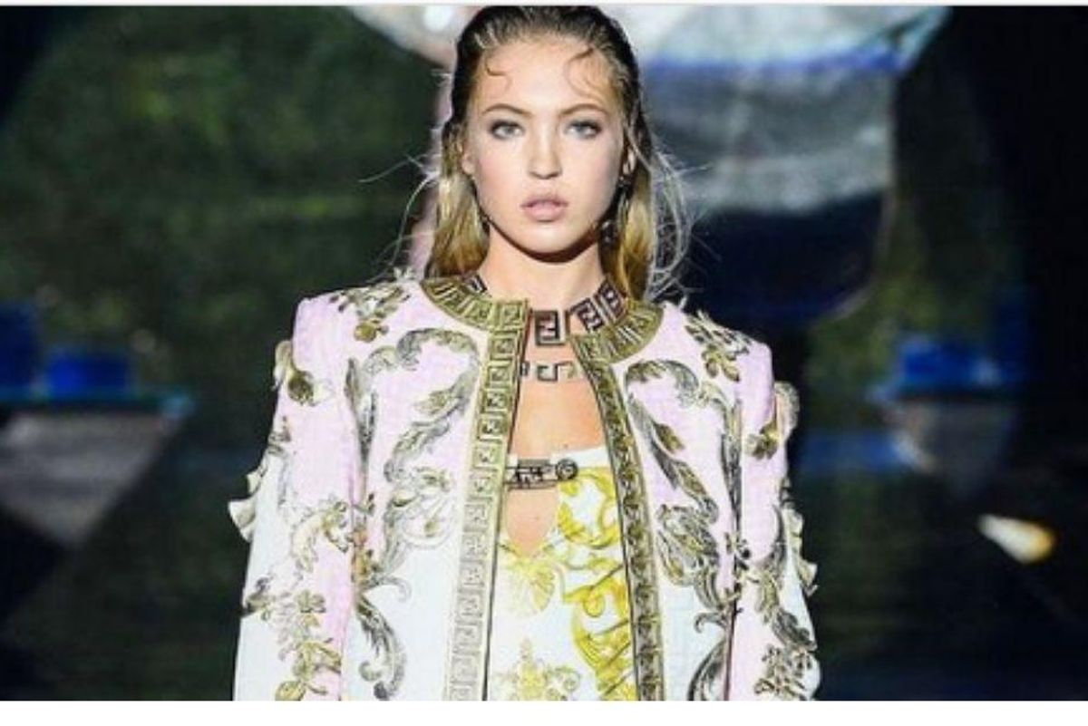 Lila Moss praised for walking the Milan runway with her insulin pump visible on her thigh