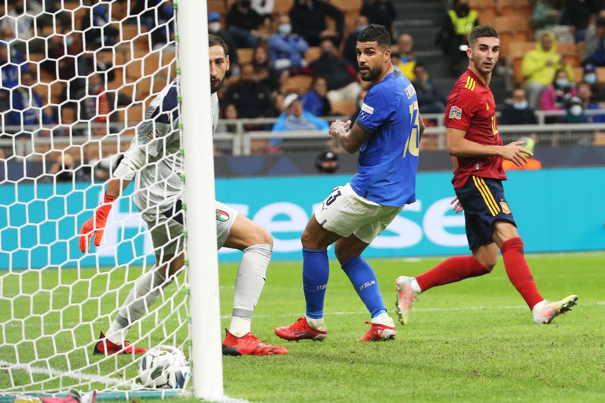 L’Italia si perde via tra gli olè spagnoli e i fischi a Gigio