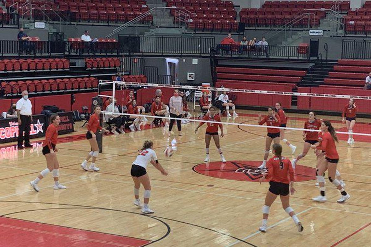 HIGHLIGHT VIDEO: McKinney Boyd volleyball defeats Denton Braswell