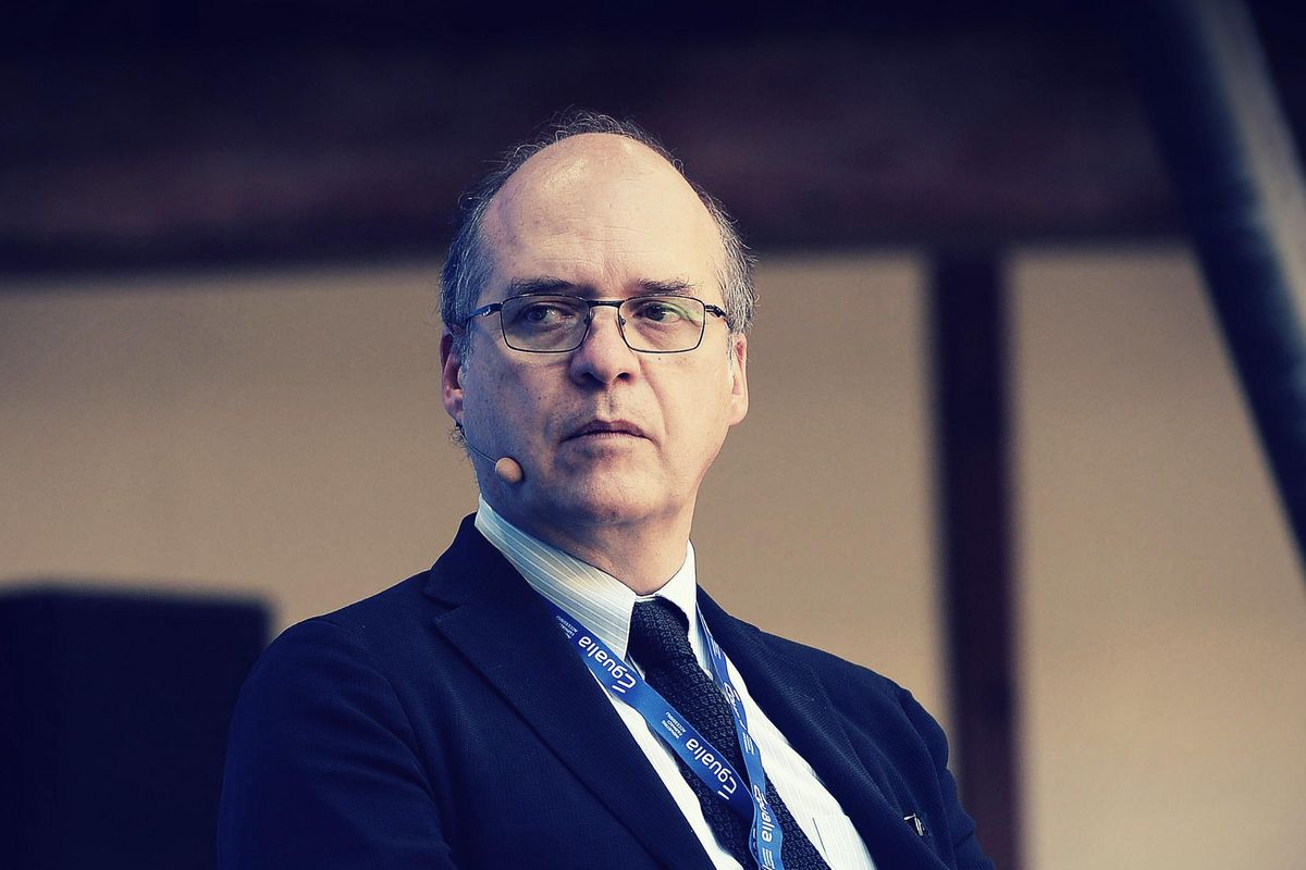 Aifa sotto indagine e i giornali muti. Se non è «Fanpage» la stampa dorme