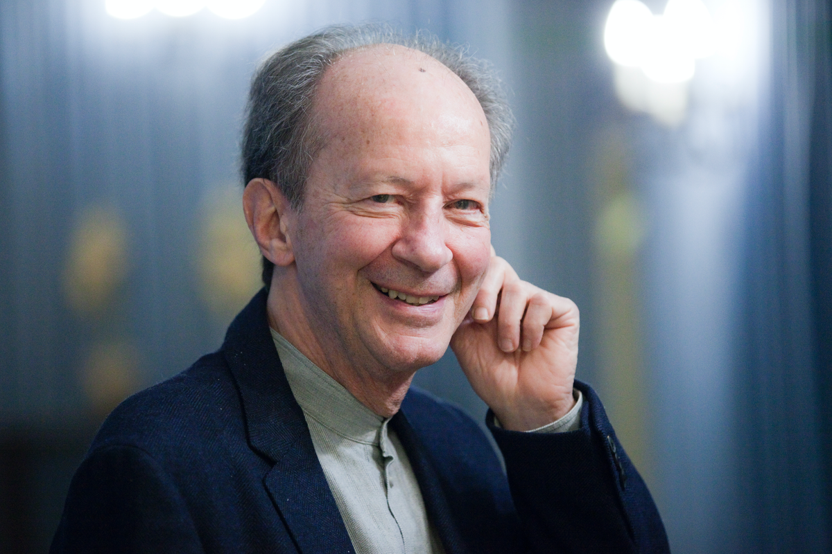 Facebook: Agamben causa violenza