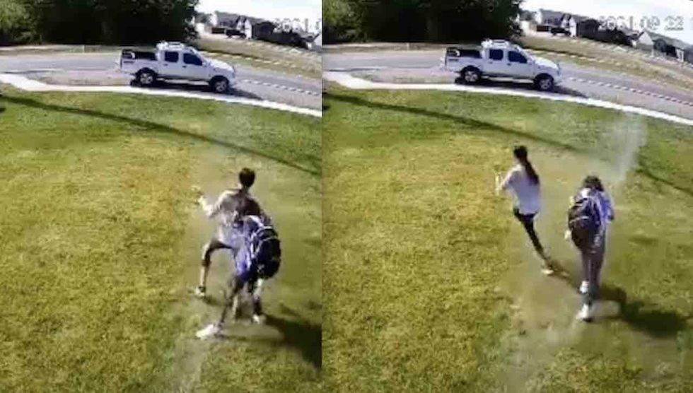 ‘I love this level of pettiness’: Homeowner tired of people cutting across his lawn sets up sprinkler booby trap — and folks love resulting videos ‘I love this level of pettiness’: Homeowner tired of people cutting across his lawn sets up sprinkler booby trap — and folks love resulting videos