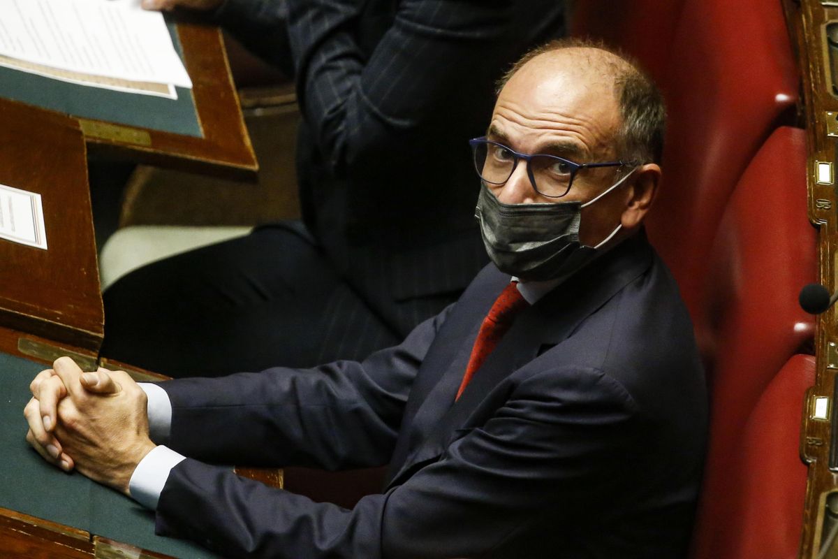 Unicredit rinuncia a Montepaschi, ma lo dice dopo la vittoria di Letta