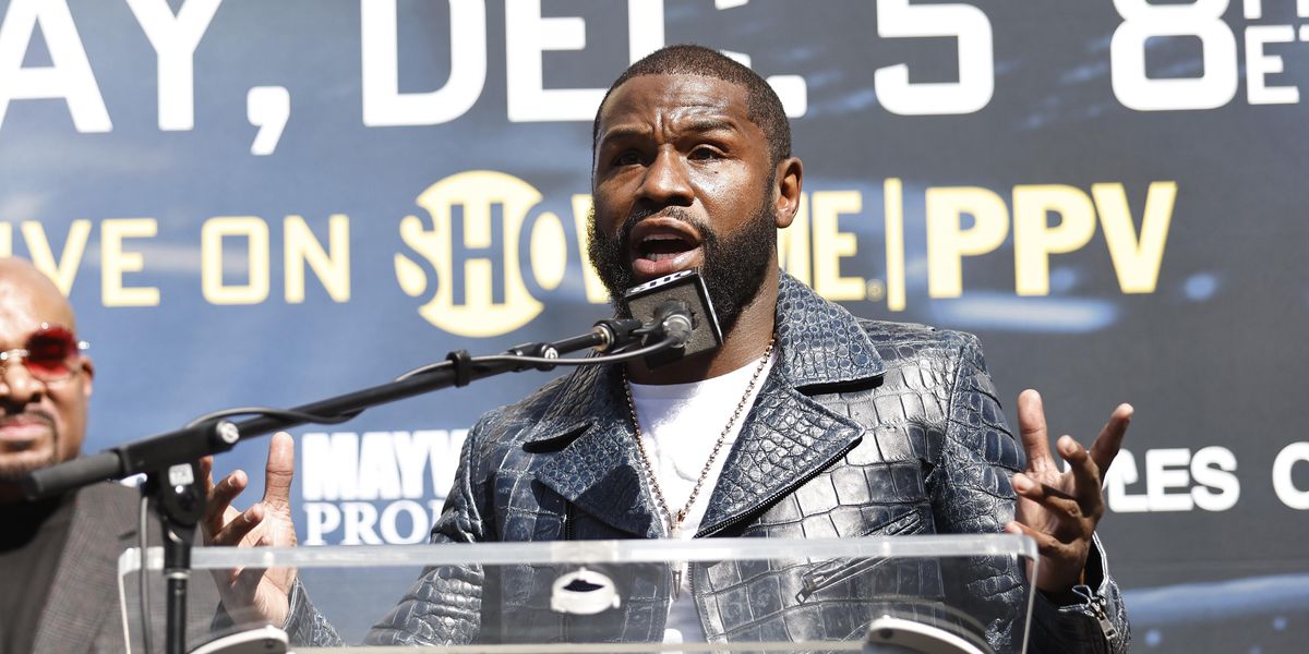 Boxing superstar Floyd Mayweather offers support for Kyrie Irving’s decision to remain unvaccinated: 'Stand for something or fall for anything'