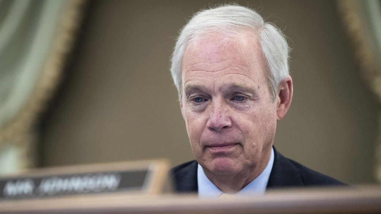 Ron Johnson Caught Lying About Vaccine Safety And Efficacy