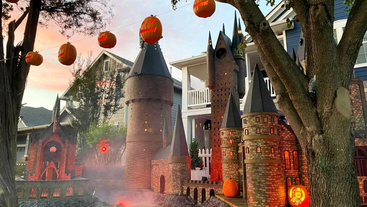 Texas family’s Hogwarts Castle is the Halloween display fans won’t want to miss