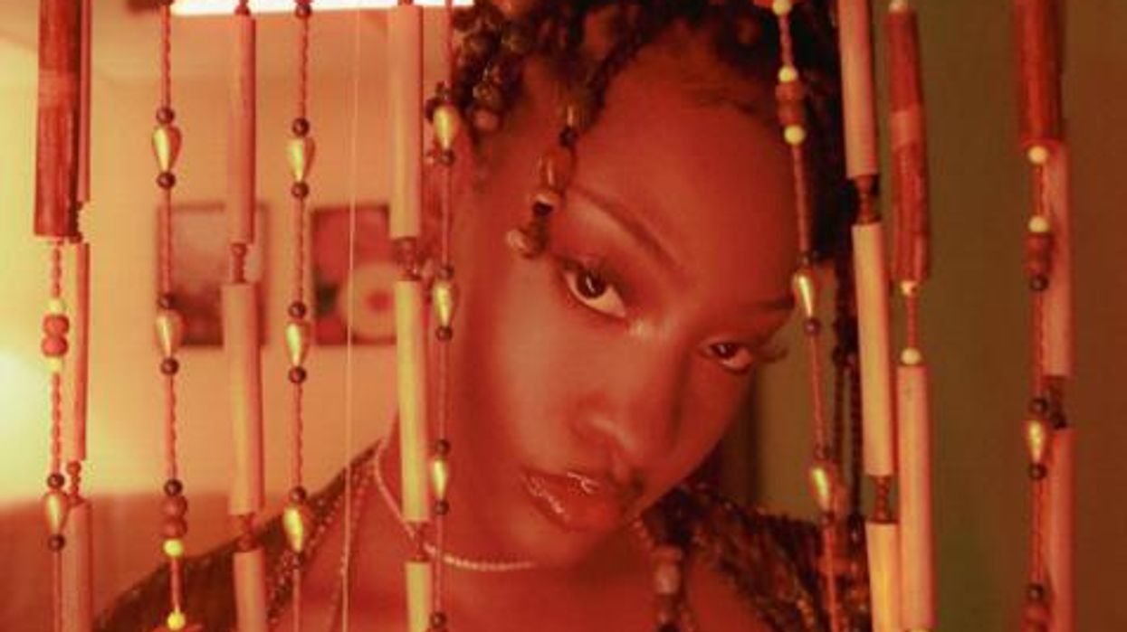 <div>Tems Is Just Doing Her Thang In New Music Video 'Crazy Tings'</div>