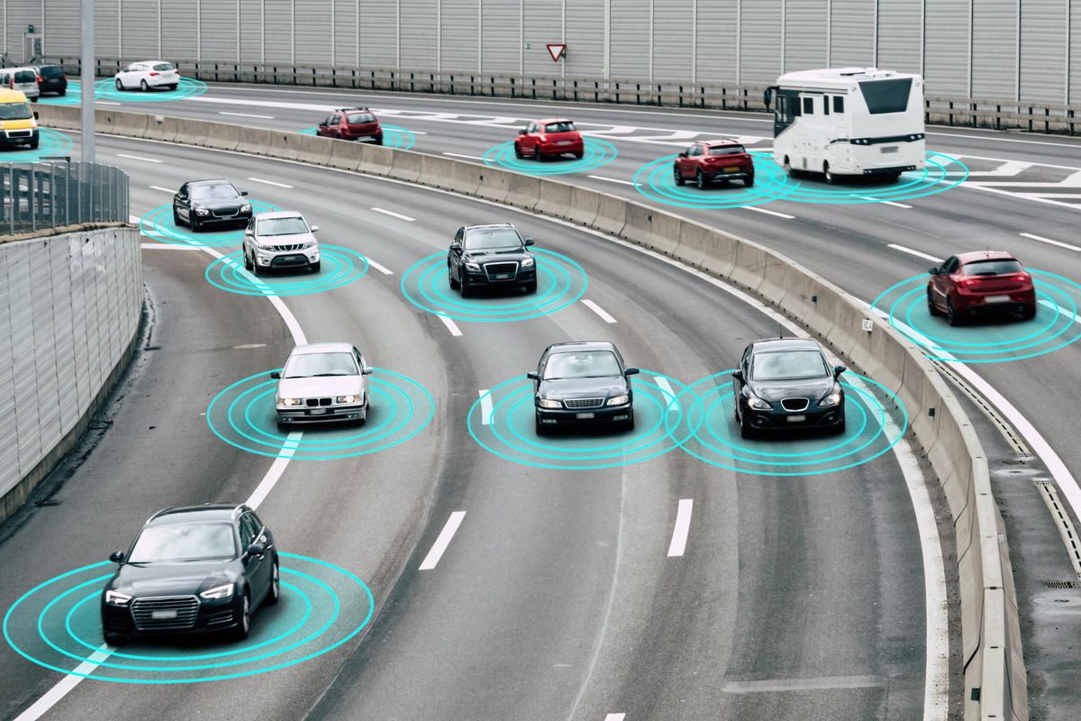 Guida autonoma e mezzi più leggeri. L’ecologia a discapito della sicurezza