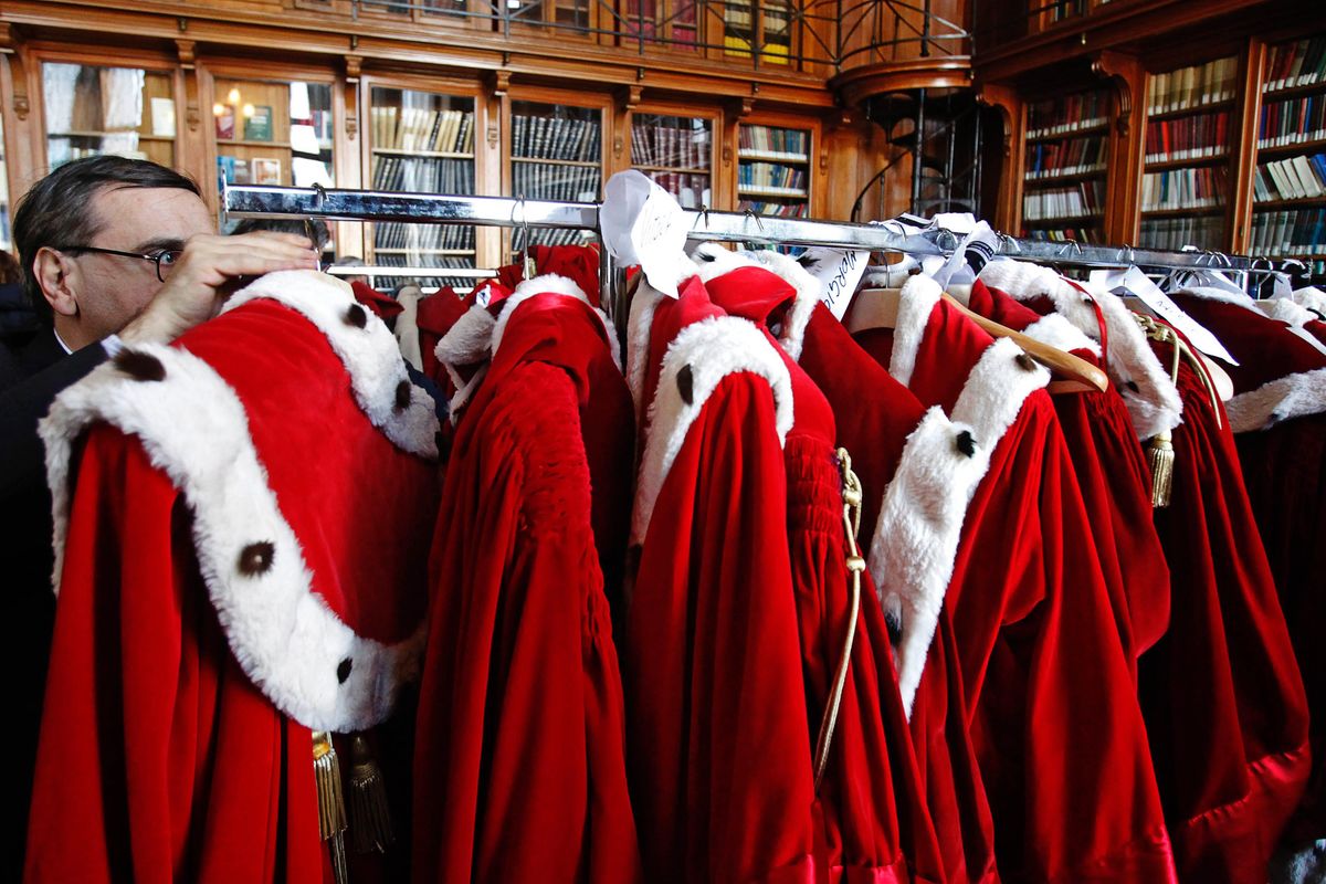 La Cassazione choc sulla pedopornografia