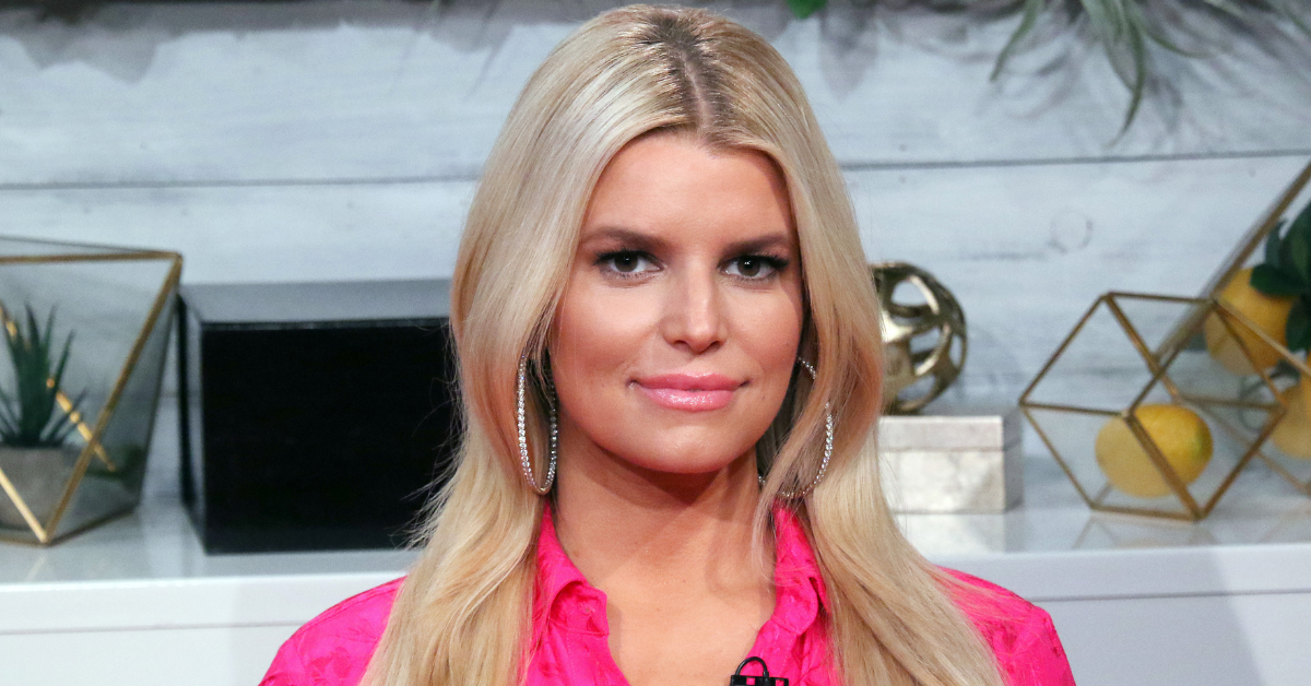 Jessica Simpson Celebrates 4 Years Of Sobriety With 'Unrecognizable ...