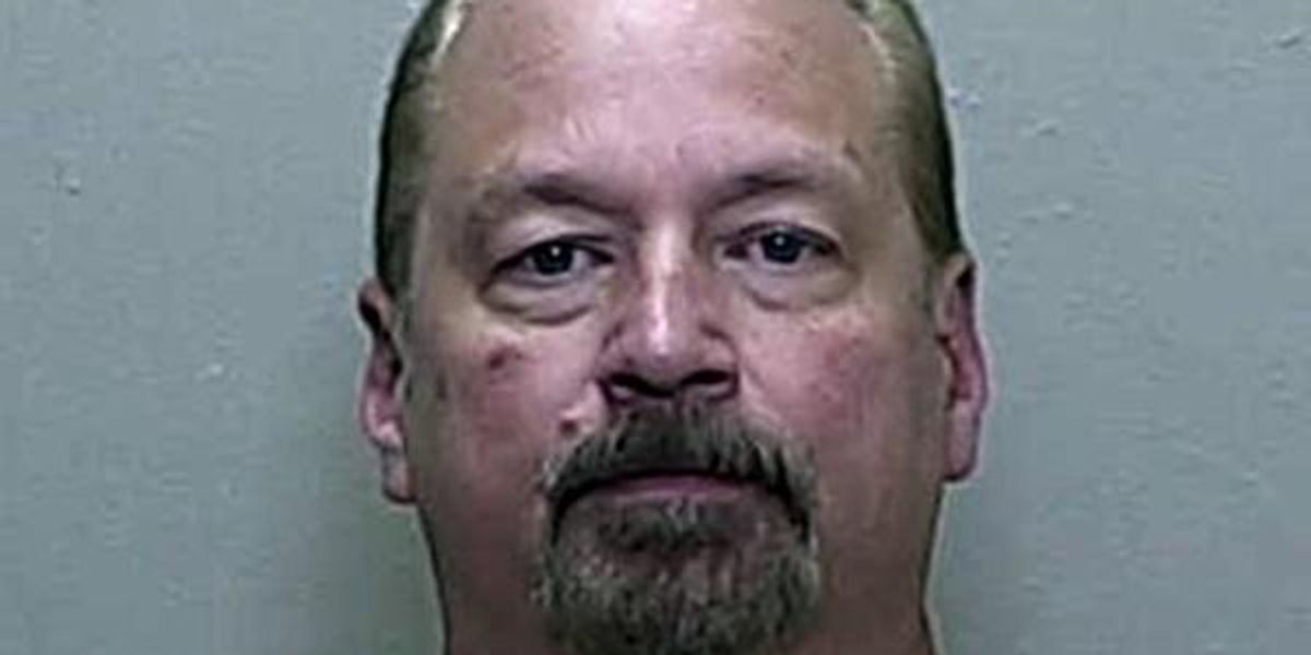 Oath Keepers Bench-Slapped After Trying To Get Out Of Jail Based On Non-Existent Vaccine Mandate - Vimarsana News