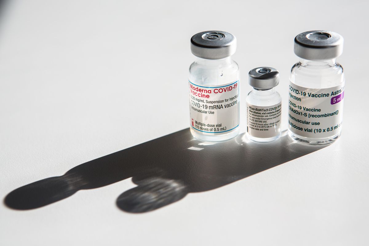 L’Aifa si sveglia: «Segnalate gli effetti avversi dei vaccini»