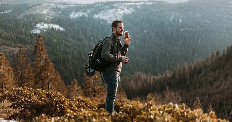 Absolutely do not change your voicemail greeting if you're lost without service