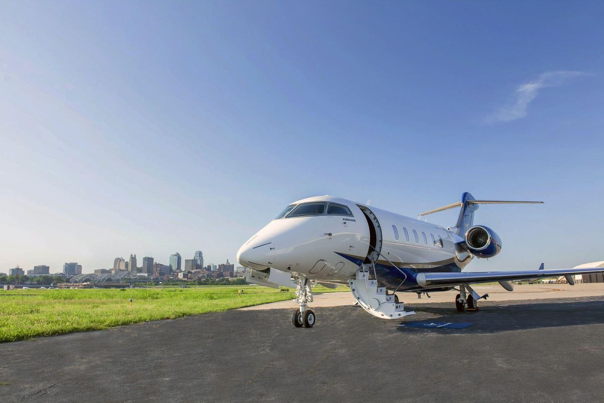 Feel like a celebrity with these 3 accessible private airlines flying out of Austin